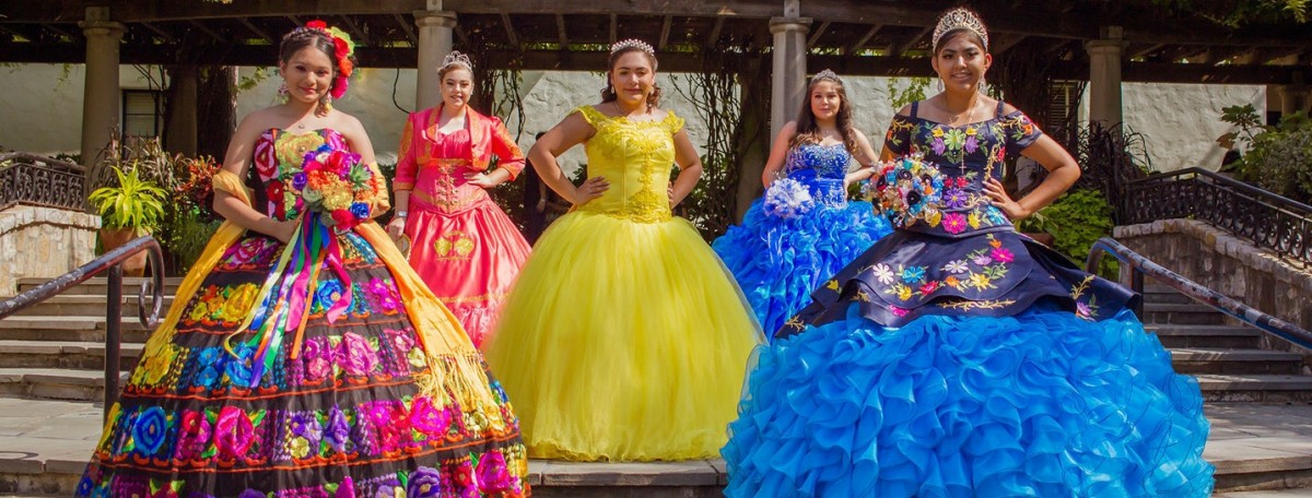 Hispanic Heritage Month and Quinceañera Fashion Show | Art&Seek | Arts,  Music, Culture for North Texas