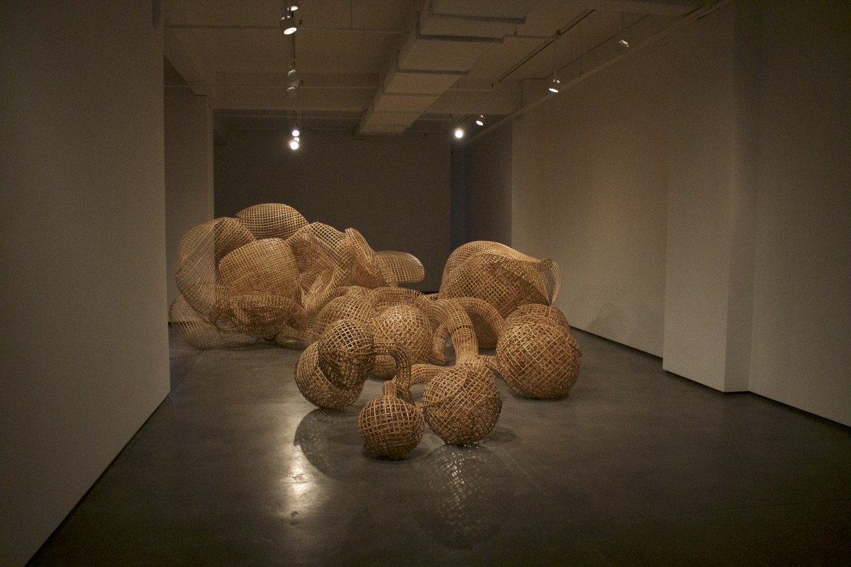 Sopheap Pich, Rang Phnom Flower, 2015. Bamboo, rattan, metal wire, plywood, steel, metal bolts. 325 x 180 x 65 inches (825.5 x 457 x 165 cm) (approximate). Image courtesy of Tyler Rollins Fine Art.