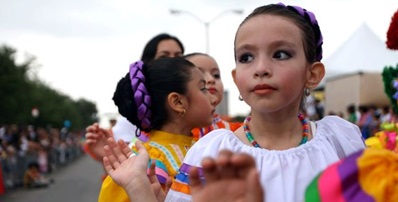 Don't miss the Cinco de Mayo Big Parade and Festival this weekend. (photo: Oak Cliff Coalition for the Arts)