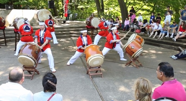 Celebrate the season at the Japanese Garden Fall Festival. Photo: Fort Worth Botanic Garden