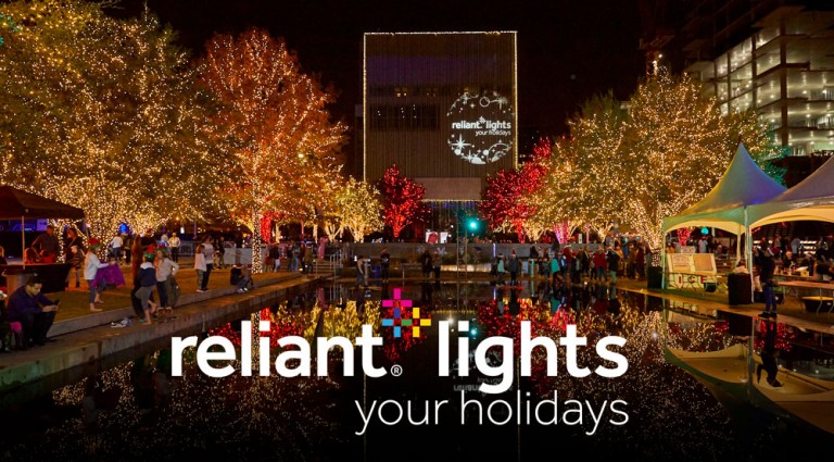 All Is Merry And Bright At These Holiday Light Experiences | Art&amp;Seek | Arts, Music, Culture for